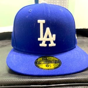 Los Angeles Dodgers New Era Hat,Authentic Collection In Field Blue & Royal Gold.